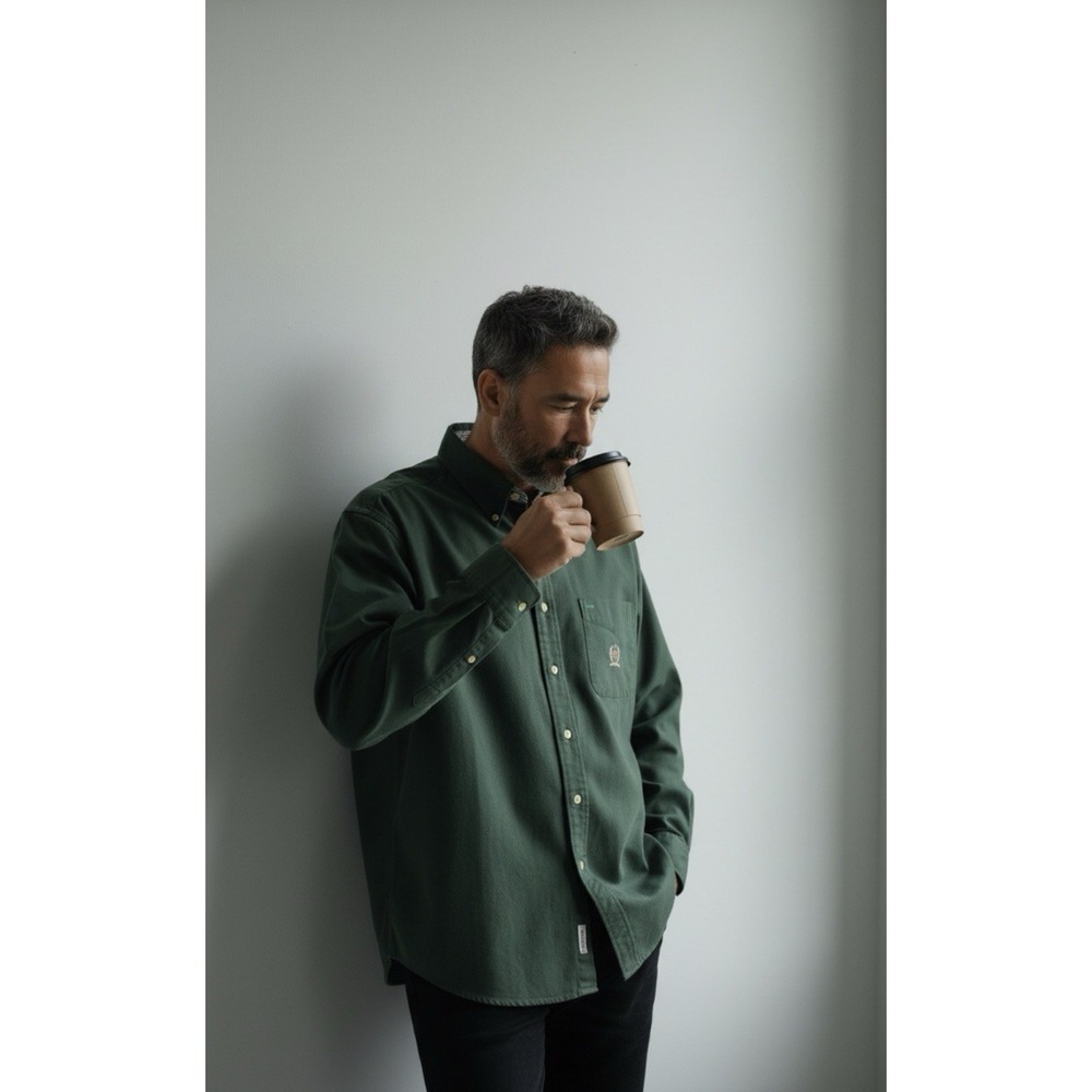 Vintage 90s Men's L Cotton Tommy Hilfiger Crest Button Green Long Sleeve Shirt